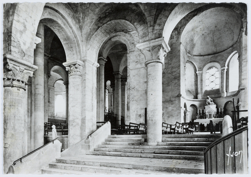 Vorschaubild Poitiers: Saint-Hilaire le Grand, Blick aus dem südlichen Seitenschiff ins Querschiff, Chor nach NO (Postkarte aus der Diakartei), Rückseite mit Notiz Wolfgang Schönes 